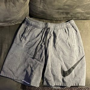 Barely worn Nike sweat Shorts size XL